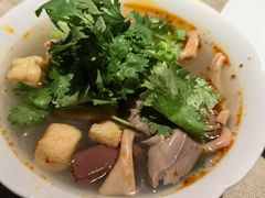-小厨娘绣中淮扬(总统府大行宫店)