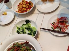 -阿瓦山寨·湘菜现炒·剁椒鱼头王(咸阳总店)