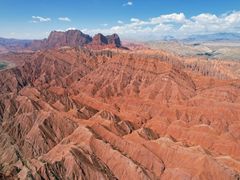 -天山神秘大峡谷