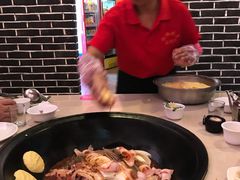 -王老六铁锅炖鱼(圣亚海洋店)