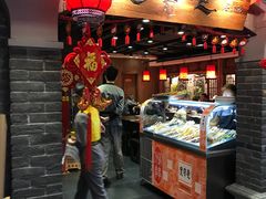 -张氏宽窄巷成都名小吃(茂业百货华强北店)