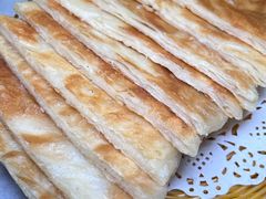 -李连贵熏肉美食酒楼(东市商贸店)