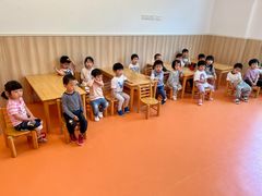 -小门牙好性格托育(北外滩中心)