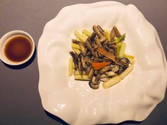 蟹腿肉炒芦笋-成隆行·蟹王府(九江路店)