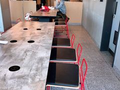 -麦当劳(展览路店)