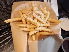 -LES ELITES 英集荟(南京西路店)