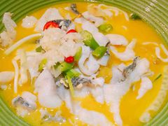 -蜜桃餐厅·伴山(湖滨商业街店)