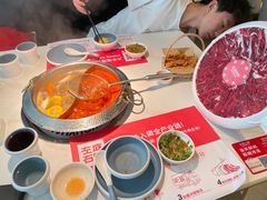 -左庭右院鲜牛肉火锅(金山万达店)