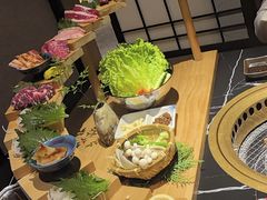 -山川小町·极番烧肉(新地假日广场店)