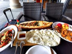 -Efes Turkish & Mediterranean Cuisine 艾菲斯餐厅(陆家嘴店)