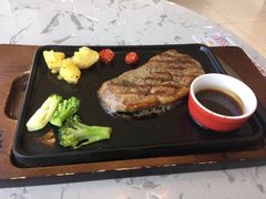 西冷牛排-必胜客(港汇店)