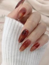 -董小姐日式美甲美睫·皮肤管理