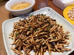 -干老庆贵州留一手烤鱼·地摊火锅(财经大学店)