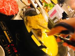 -鲜入围煮花胶鸡海鲜火锅