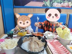 -魔法帽酱料牛肉小火锅(米兰店)
