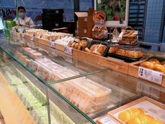 面包甜点陈列柜-泸溪河桃酥(欧尚店)