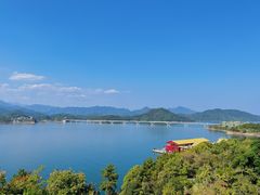 -千岛湖忆湖度假酒店(中心湖景区店)