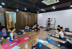 -兴亚瑜伽20年老馆