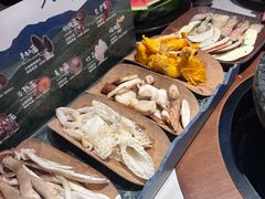 -芸山季·云南山珍菌火锅(人民广场来福士店)