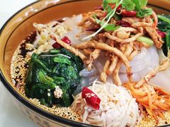 盆盆香-添福来墨鱼饺子 · 海鲜东北菜(大连星海·黄浦路店)