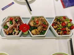 麻辣三拼-开海·红岛海鲜虾水饺(石老人店)