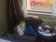 -西港航空酒店(银川南门广场机场巴士店)