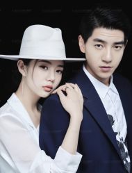 -雪中彩影婚纱摄影·微光艺术中心