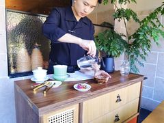 -荷风细雨·中国茶宴(碧云店)