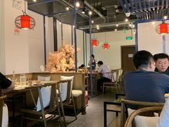 -尚尚仙·酸汤猪手·猪肚鸡火锅(华联万柳购物中心店)