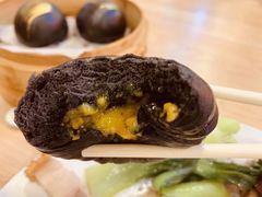 黑金流沙包-澳门陈光记烧味饭店(南京德基广场店)