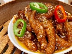 蜜汁蒸凤爪-白天鹅宾馆-宏图府餐厅