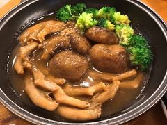花菇火腩扣鹅掌-香江小厨 The Kitchen(香江俱乐部店)