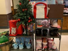 零售区-星巴克(湖州梅地亚广场店)