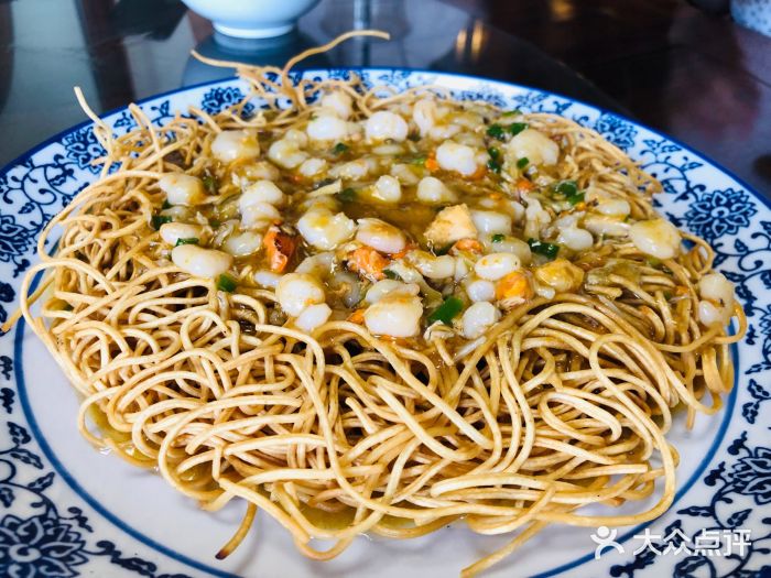 裕兴记•蟹黄面馆(人民广场店)虾仁蟹粉两面黄图片