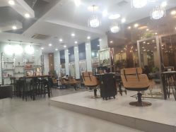 -佰亿Salon·烫染造型