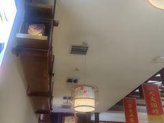 -阿瓦山寨·湘菜现炒·剁椒鱼头王(咸阳总店)
