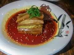 佛手腌瓜-胡桃里音乐餐厅(陶溪川店)(川湘赣菜·世界百大酒庄直供红酒·音乐表演)