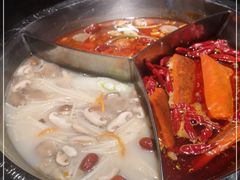 -大龙燚火锅(五一广场店)