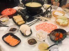 -鲜入围煮花胶鸡海鲜火锅