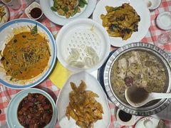 -那家老院子东北菜·饺子·小鸡炖蘑菇(艳华街店)