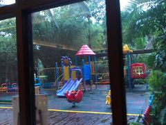 -三亚湾海居铂尔曼度假酒店