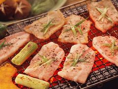 -臻牛烤肉