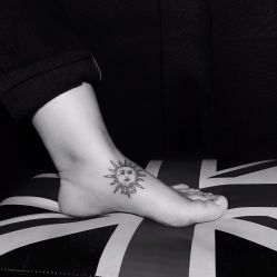 -墨無界刺青TATTOO