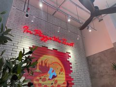 -必胜客(上海华谊新所店)