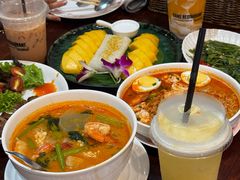 -Dang restaurant (patong phuket)
