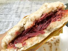 腊牛肉夹馍-杨天玉腊牛羊肉