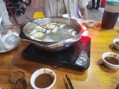 香浓牛骨汤底-牛一煲美食(江高店)