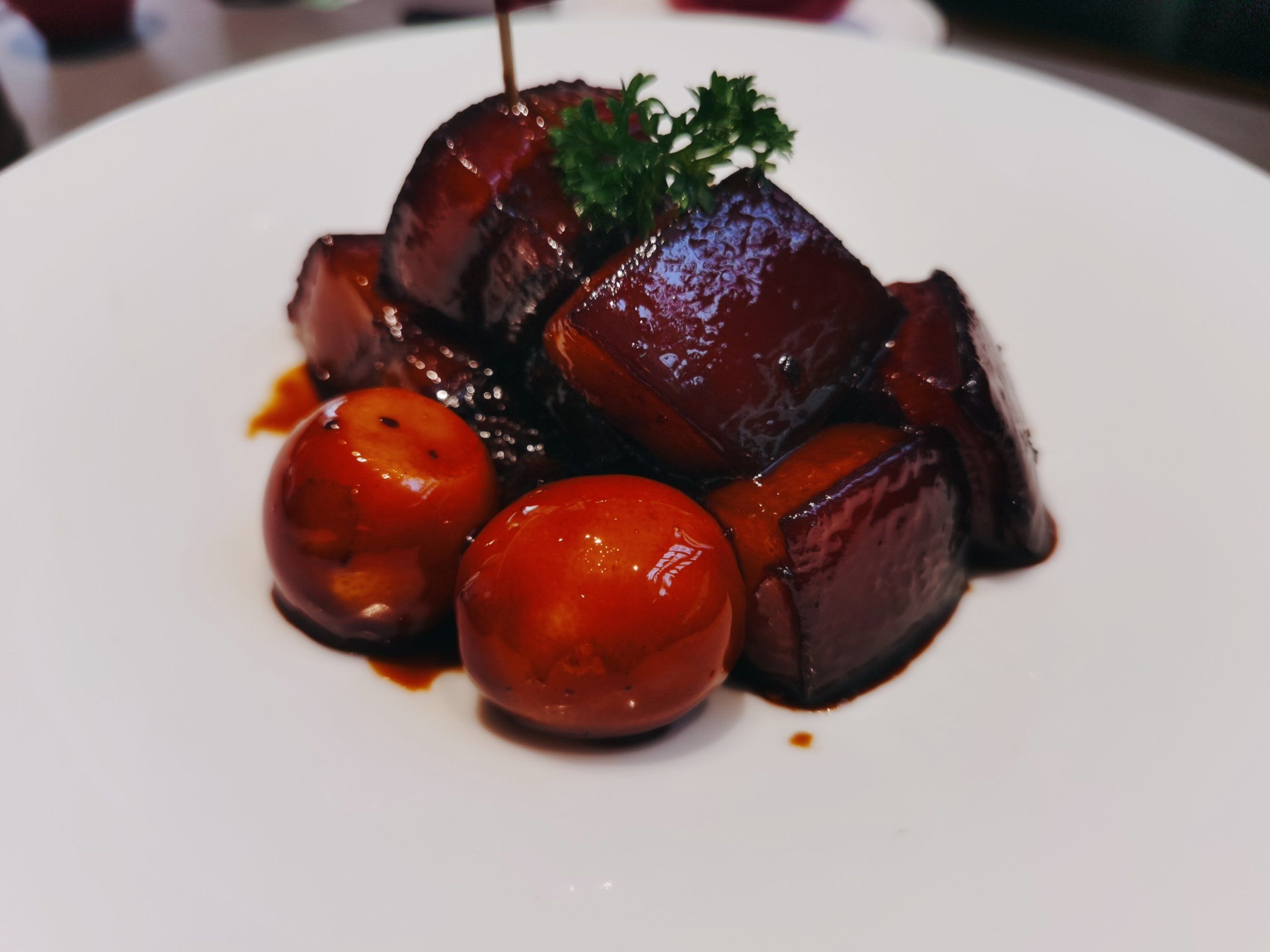 本帮菜餐厅的新风貌:传统与创新的碰撞