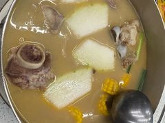 -肥仔文澳门猪骨煲(南京西路店)