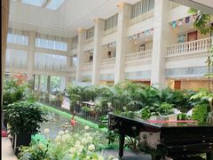 -曲江惠宾苑宾馆(大雁塔大唐不夜城店)